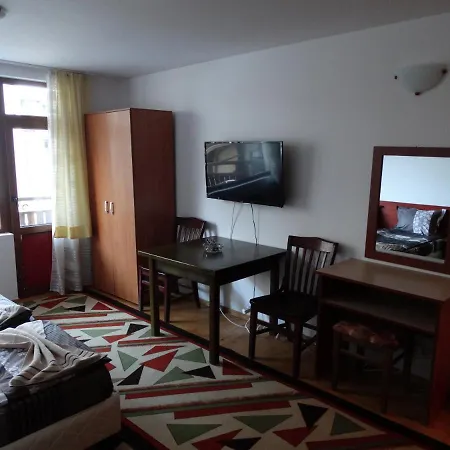 Simon's Daire Bansko