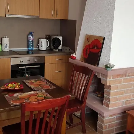 Simon's Апартамент